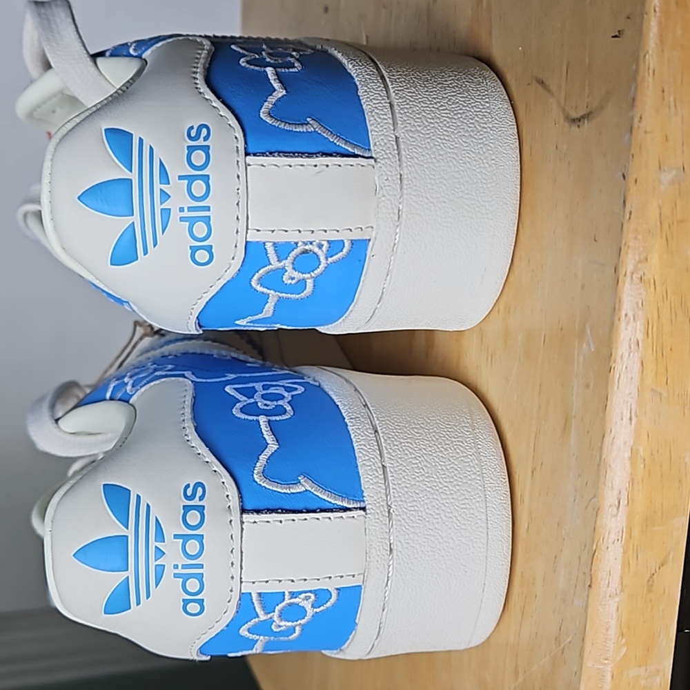 ADIDAS HELLO KITTY SNEAKERS - Picture 8 of 16